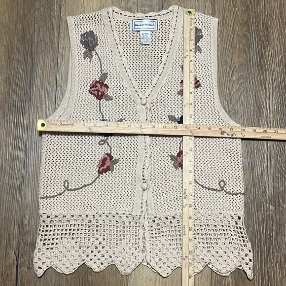 VTG Crochet Knit Floral Boho Vest Small Cream Ramie Cotton Cottagecore Hippie - Picture 7 of 7